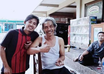 Adi Gresik, Memupuk Rasa Percaya Diri